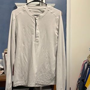 Lululemon long sleeve shirt